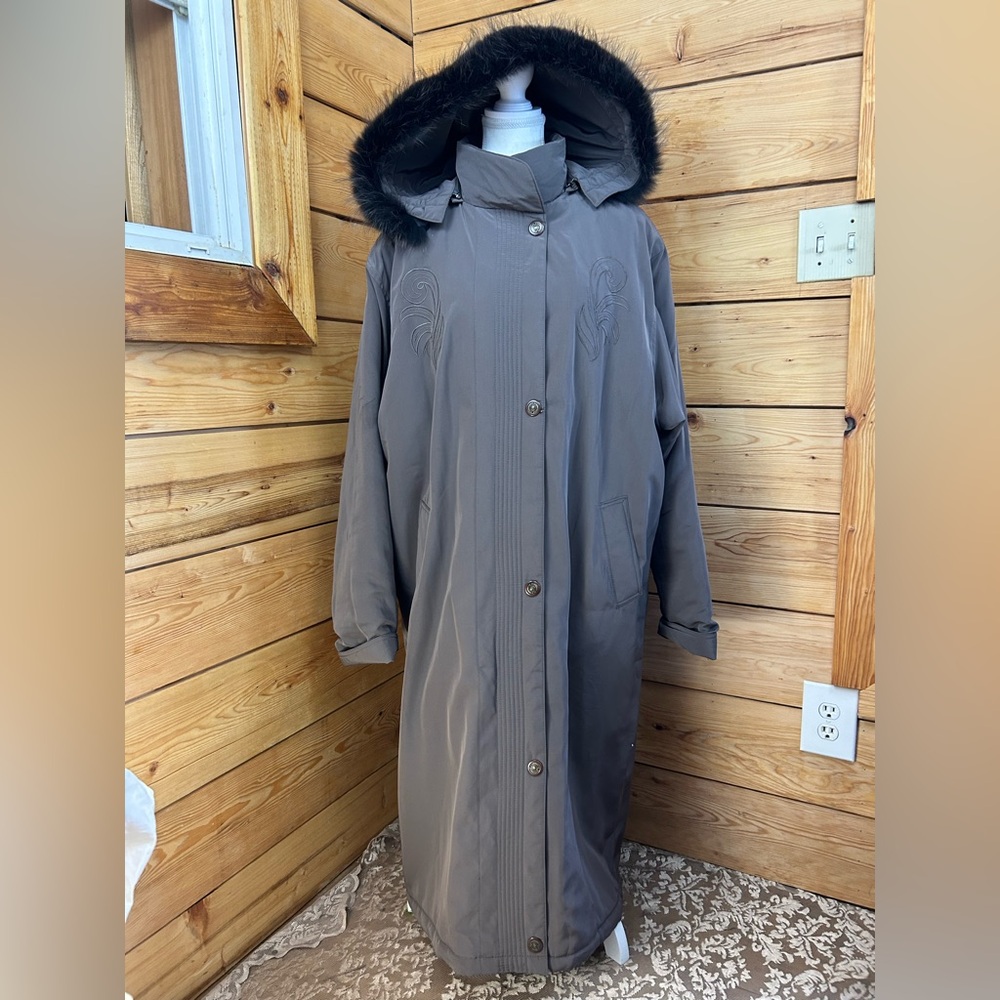 Women's Size 15 16 Hooded Long Winter Coat Real Fur Trim Plus‎ Size 2XL Eskimo